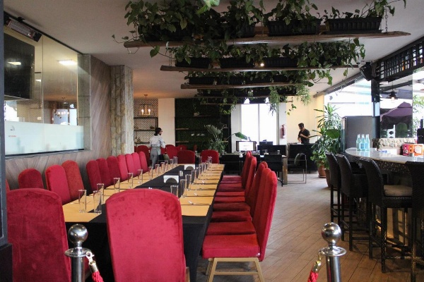 Monarch Hotel image 3